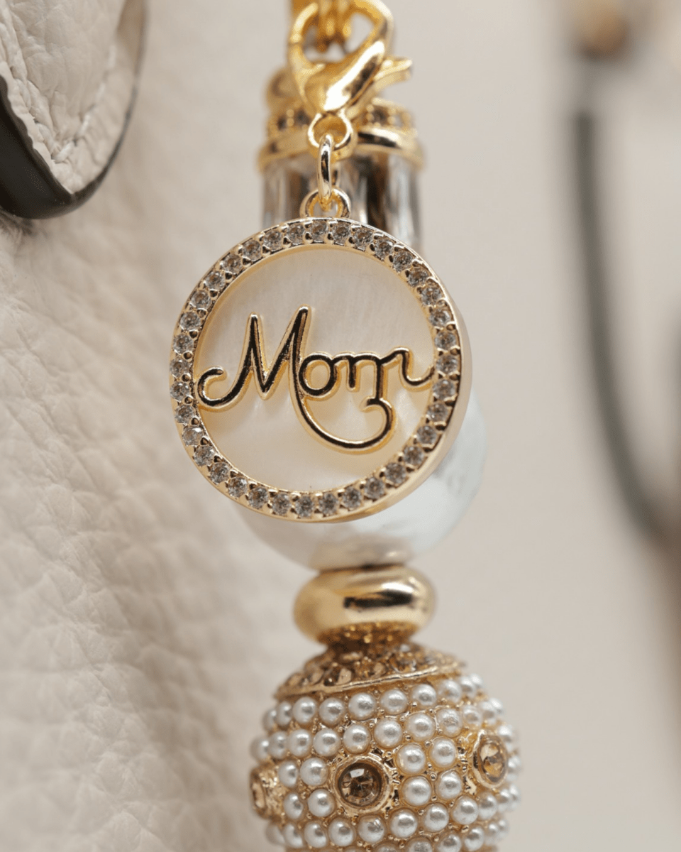 Petite Golden Grace Mom - LD Keyfinder