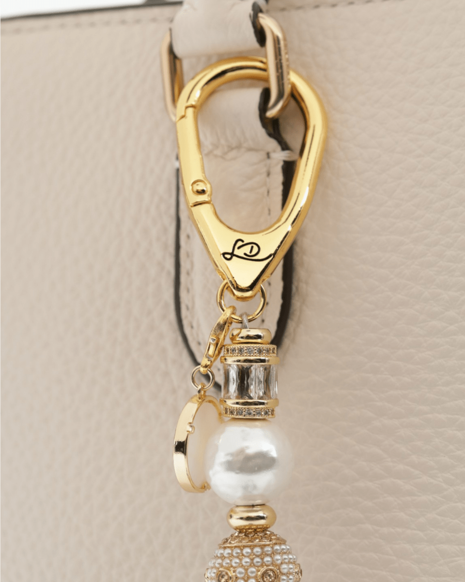 Petite Golden Grace Mom - LD Keyfinder