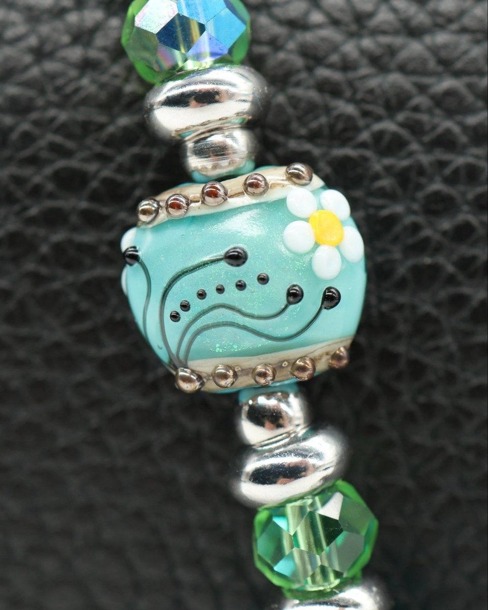 Petite Azure Meadow – LD Keyfinder