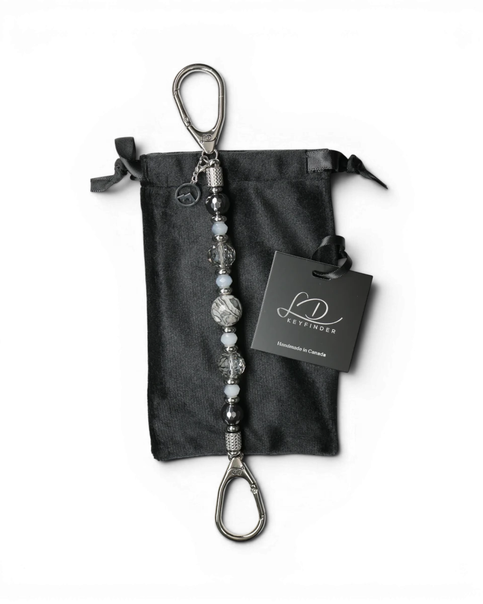 Velvet gift bag included